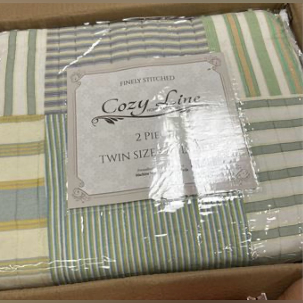 Cozy Line Spa Stripes Patchwork Quilt Bedding Set Twin - Picture 7 of 7